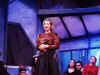 PicBoheme12-31-00-64.jpg (163555 bytes)